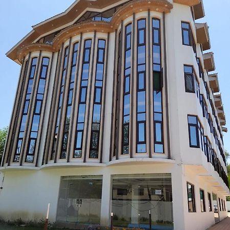 Hotel Zoon Dabb Srinagar Airport Kashmir エクステリア 写真