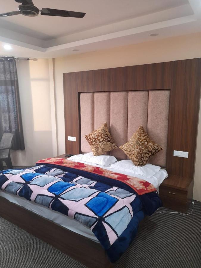 Hotel Zoon Dabb Srinagar Airport Kashmir エクステリア 写真