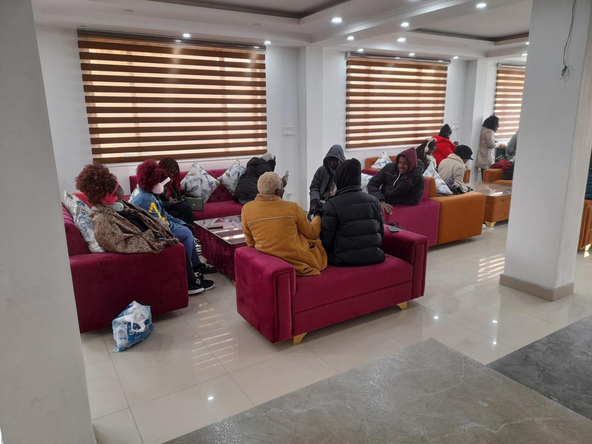 Hotel Zoon Dabb Srinagar Airport Kashmir エクステリア 写真