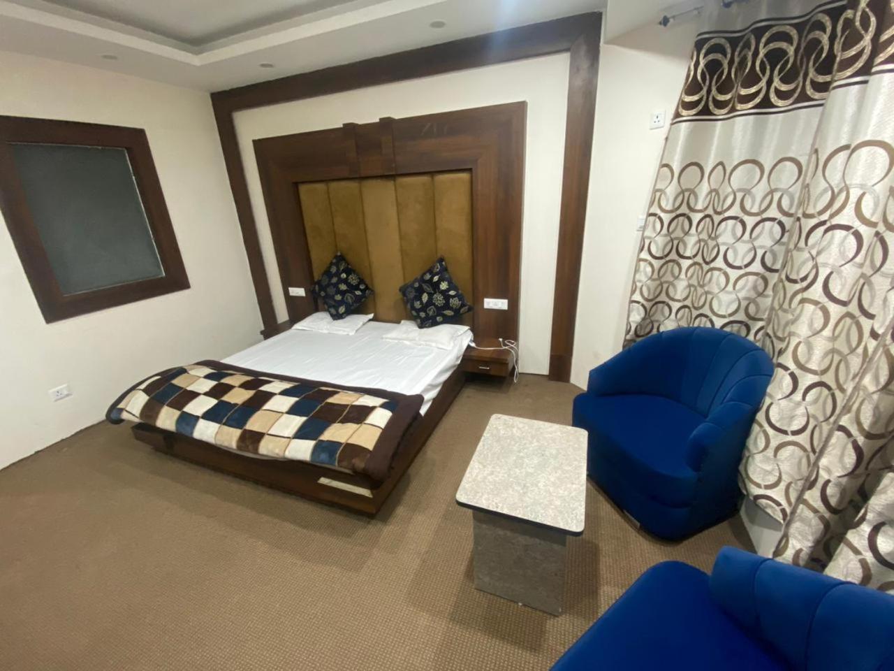 Hotel Zoon Dabb Srinagar Airport Kashmir エクステリア 写真