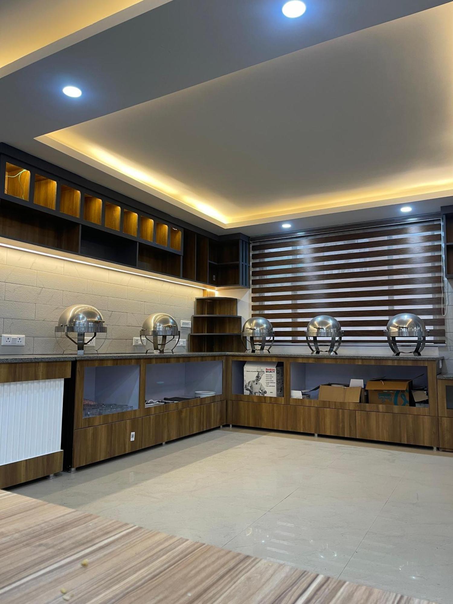 Hotel Zoon Dabb Srinagar Airport Kashmir エクステリア 写真